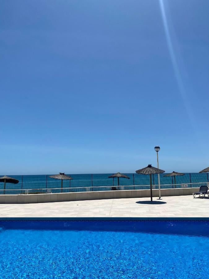 Sunshine Beach Front Complex, Wifi, Modern Casares Kültér fotó
