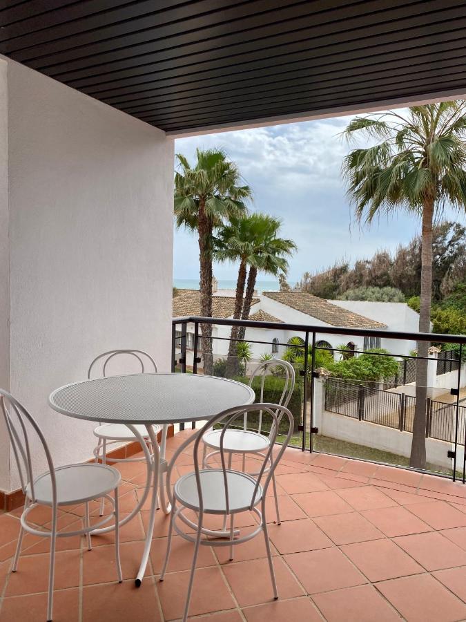 Sunshine Beach Front Complex, Wifi, Modern Casares Kültér fotó