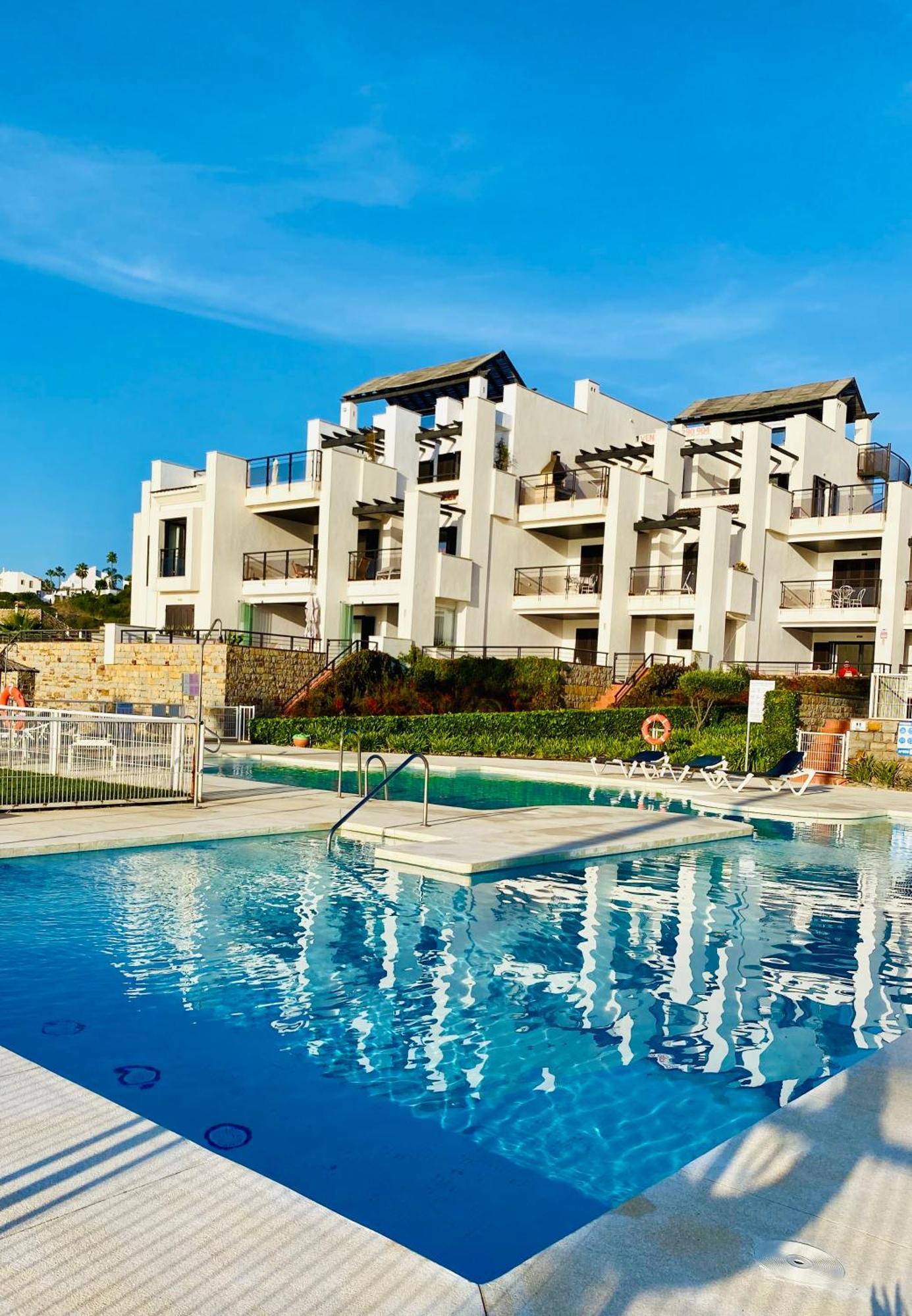Sunshine Beach Front Complex, Wifi, Modern Casares Kültér fotó